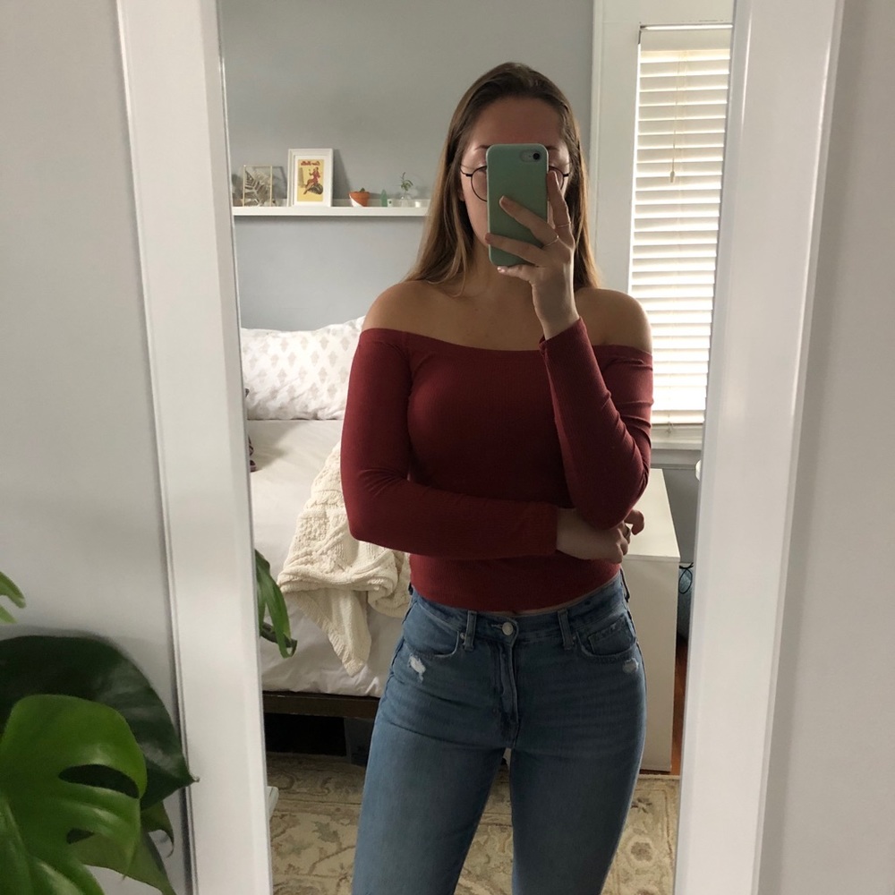 F21 Rust Off Shoulder Top - Picture 3 of 8